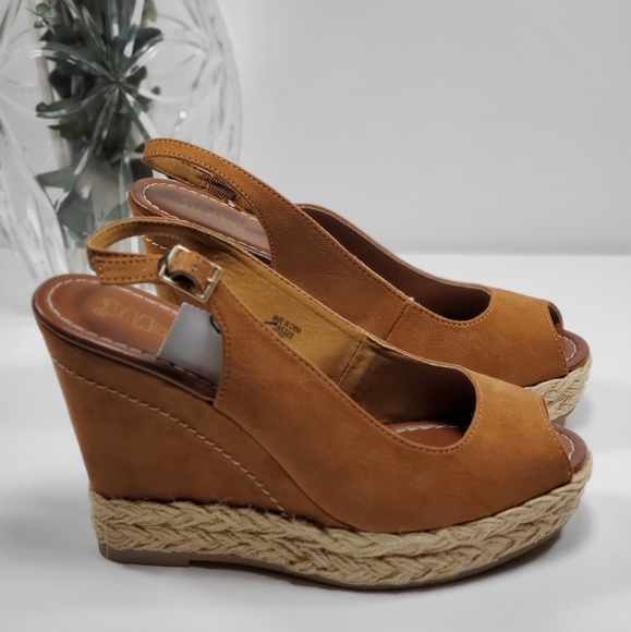 Women Open-Toe Cognac Slingback Wedges Size 9 - Picture 6 of 6